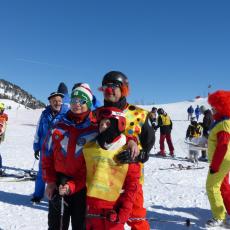 CARNEVALE AL RADUNO CLASSI DELLA SCUOLA DI SCI FITEL  A MONGINEVRO DOMENICA 8 FEBBRAIO 2015