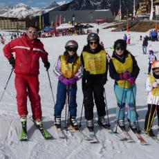 TEST DI FINE CORSI SCI SNOWBOARD A MONGINEVRO PROMOSSI DA VALANGA AZZURRA TORINO