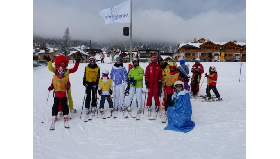 CARNEVALE AL RADUNO CLASSI DELLA SCUOLA DI SCI FITEL  A MONGINEVRO DOMENICA 15 FEBBRAIO 2015