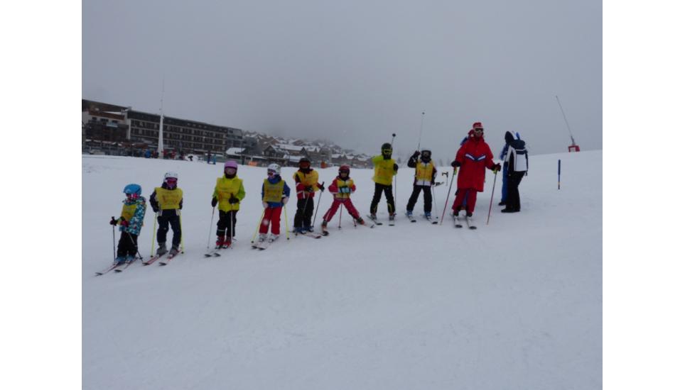 TEST DI FINE CORSI SCI SNOWBOARD A MONGINEVRO PROMOSSI DA VALANGA AZZURRA TORINO
