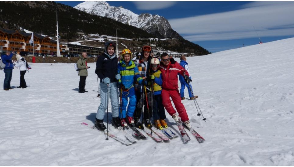TEST DI FINE CORSI SCI SNOWBOARD A MONGINEVRO PROMOSSI DA VALANGA AZZURRA TORINO