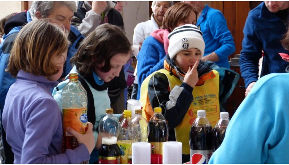 FESTA DI FINE CORSO  SCI SNOWBOARD A MONGINEVRO PROMOSSI DA VALANGA AZZURRA TORINO