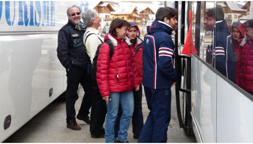 FESTA DI FINE CORSO  SCI SNOWBOARD A MONGINEVRO PROMOSSI DA VALANGA AZZURRA TORINO