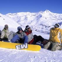 CORSI DI SCI E SNOWBOARD A MONGINEVRO VALANGA AZZURRA TORINO PRONTI A INIZIARE LA LEZIONE DI SNOW A MONGINEVRO